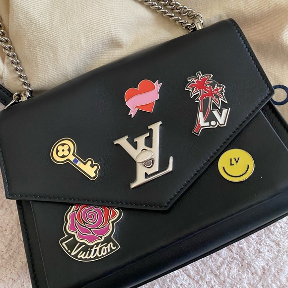 LV MYLOCKME BB PATCHES SKU: 5Y8L38 - Picture 4 of 10